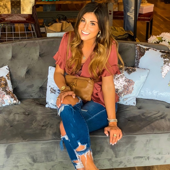 Meet the Kat behind the Kloset! - Picture 5 of 6